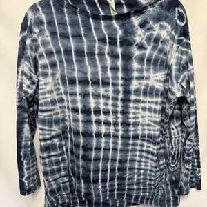 Lululemon Back In Action Long Sleeve Tie Dye Shirt Shibori Square Ocean Air